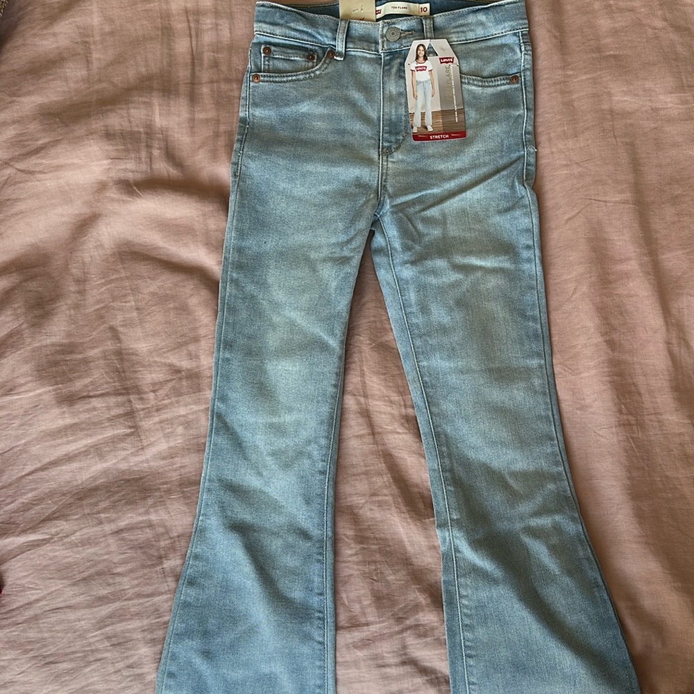 Levi’s flare stretch jeans NWT size 10